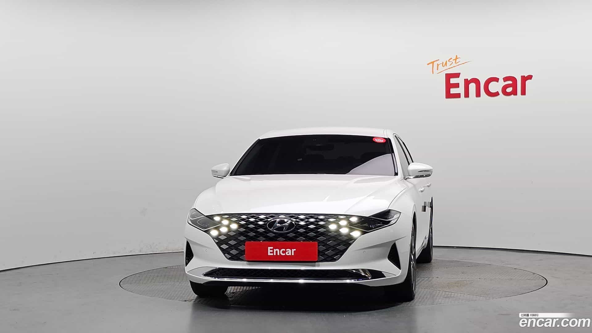 Grandeur Hyundai 2020.0-OUTER-003