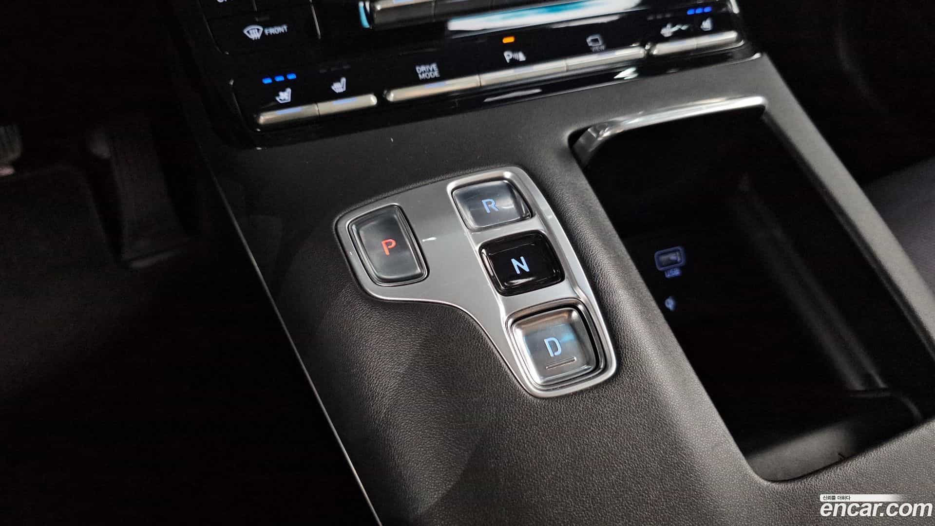 Grandeur Hyundai 2020.0-INNER-009
