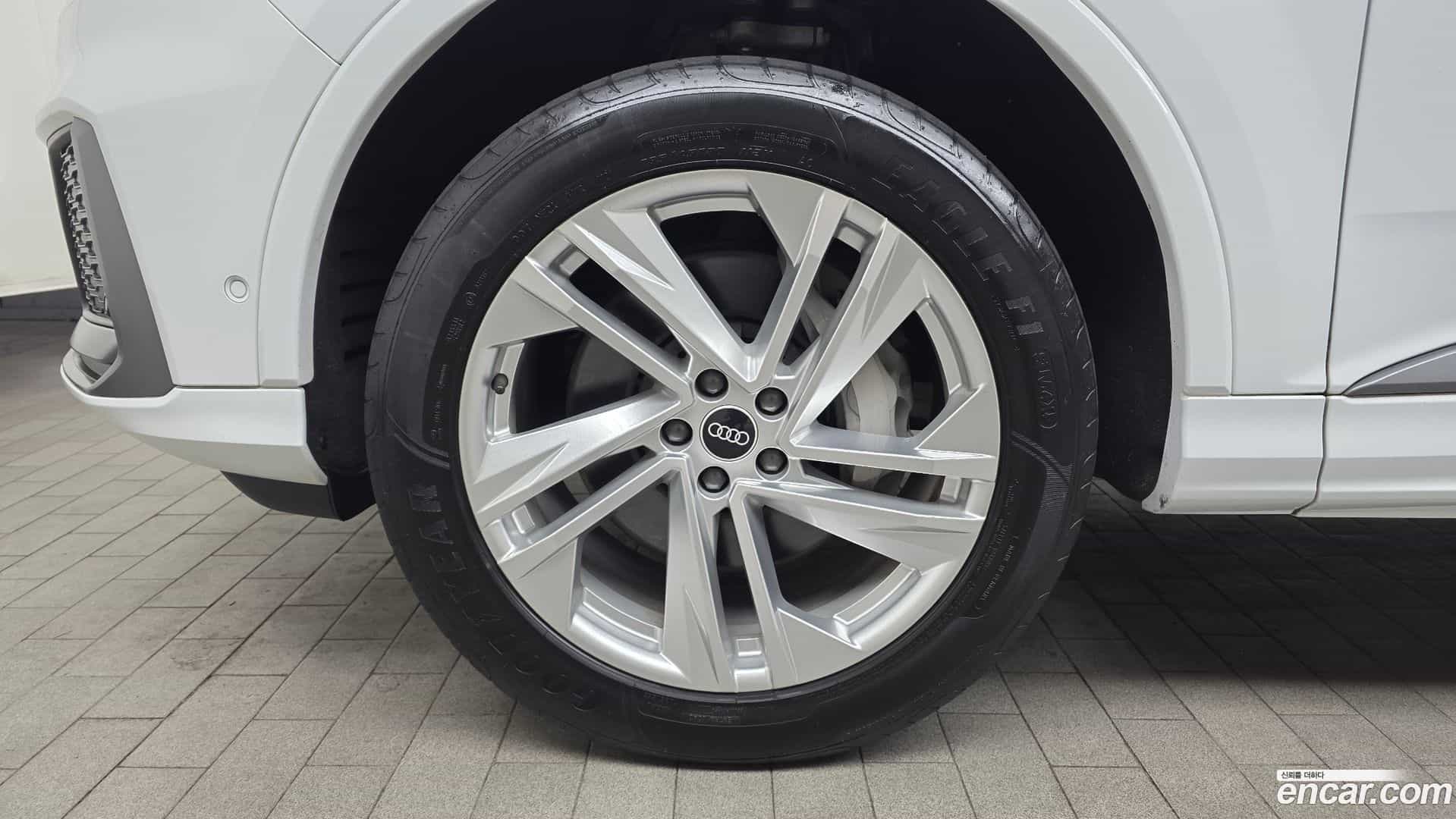 Q7 Audi 2021.9-OUTER-005