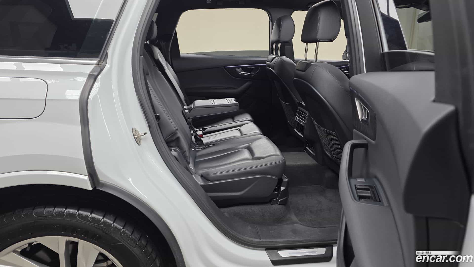 Q7 Audi 2021.9-OPTION-016
