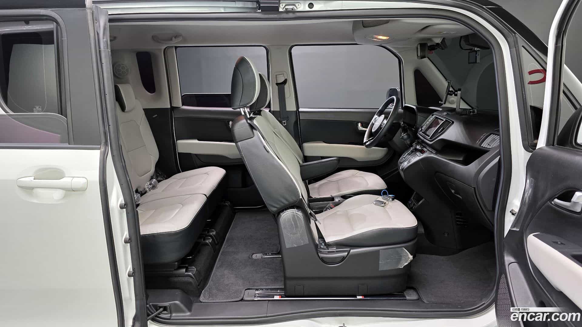 RAY Kia 2023.10-INNER-010