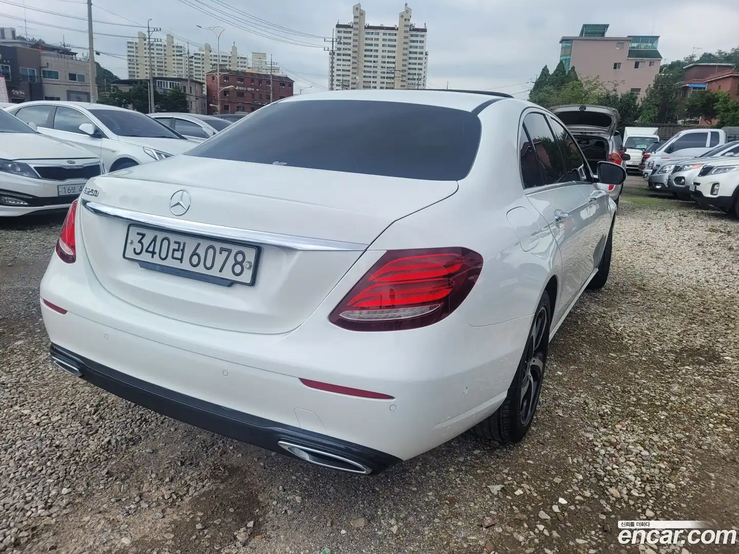 E-Class Mercedes-Benz 2020.3-OUTER-004
