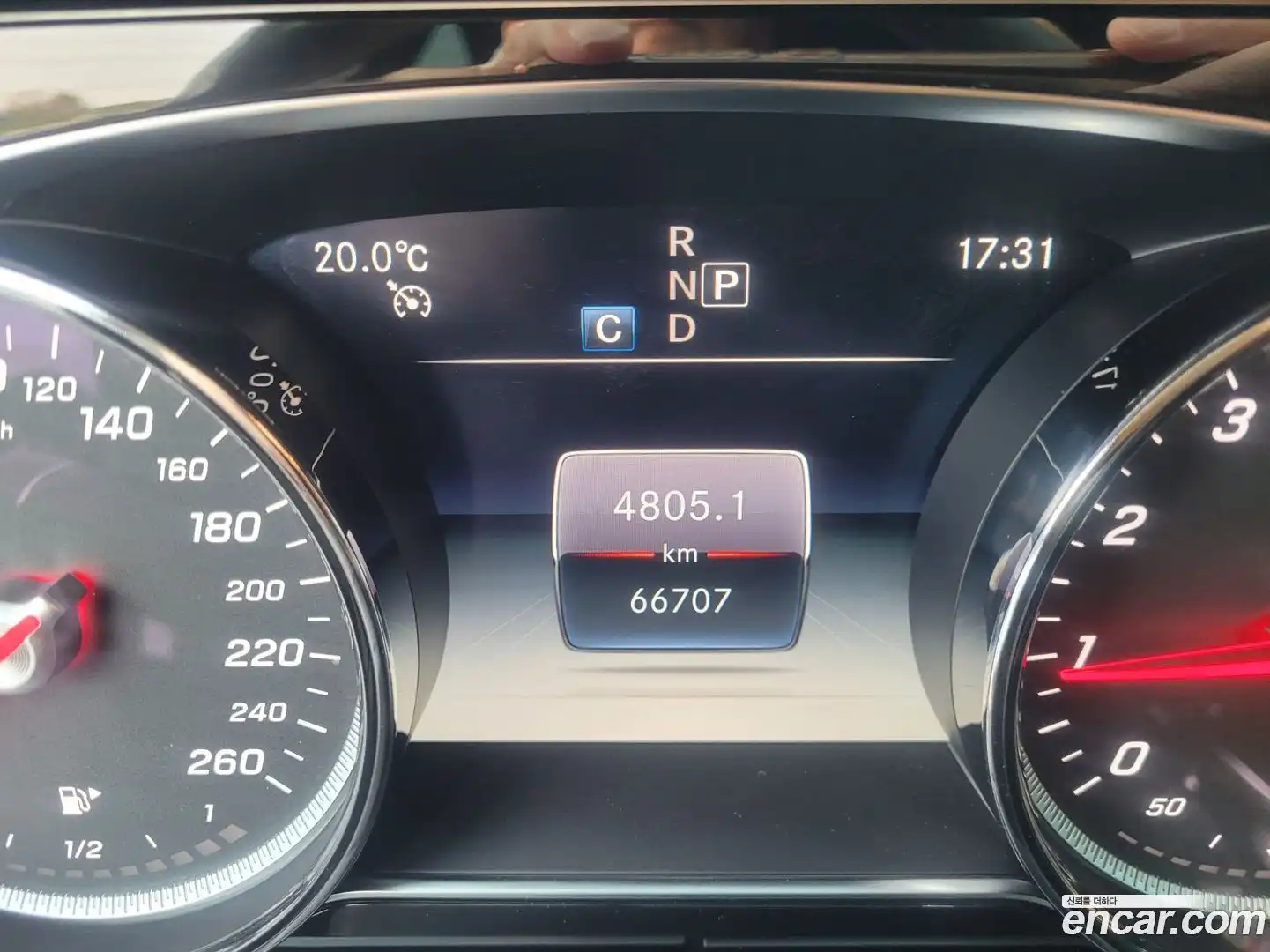 E-Class Mercedes-Benz 2020.3-OUTER-005