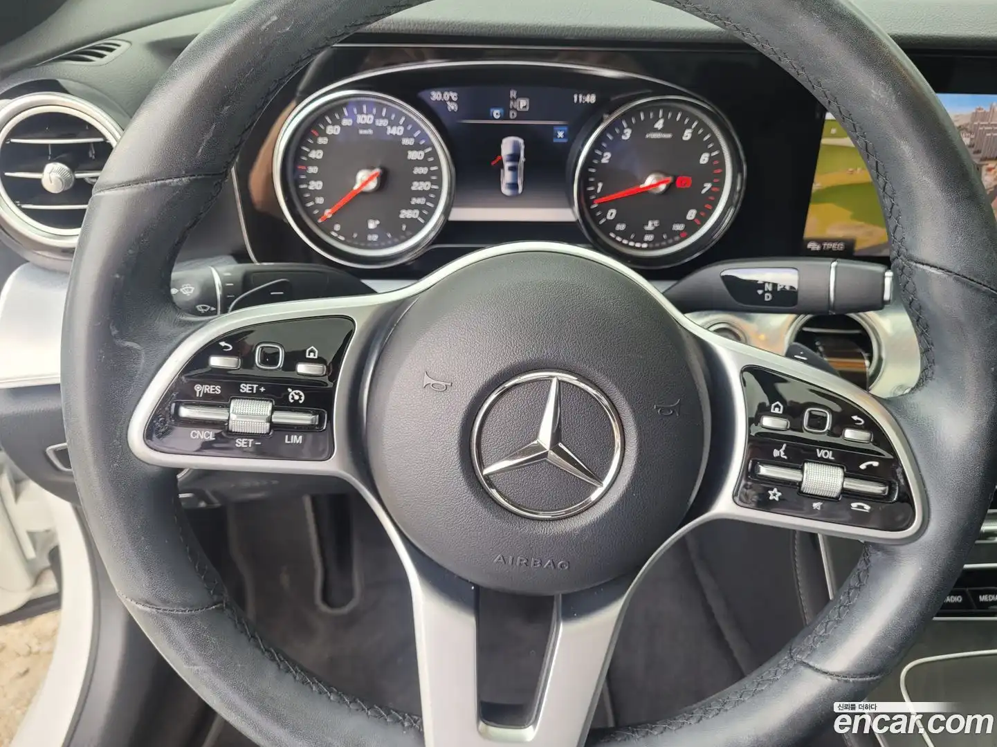 E-Class Mercedes-Benz 2020.3-INNER-009