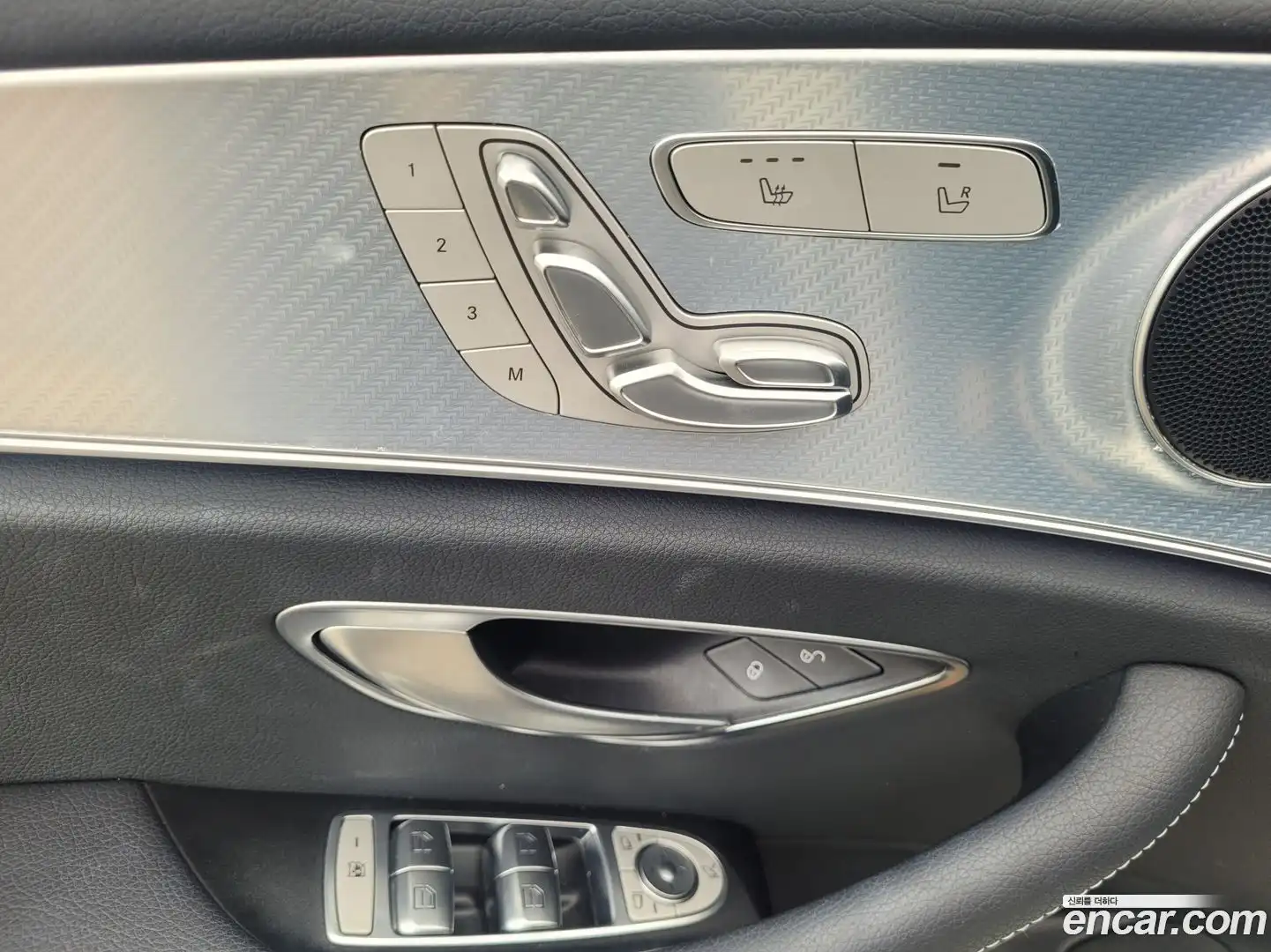 E-Class Mercedes-Benz 2020.3-OPTION-018