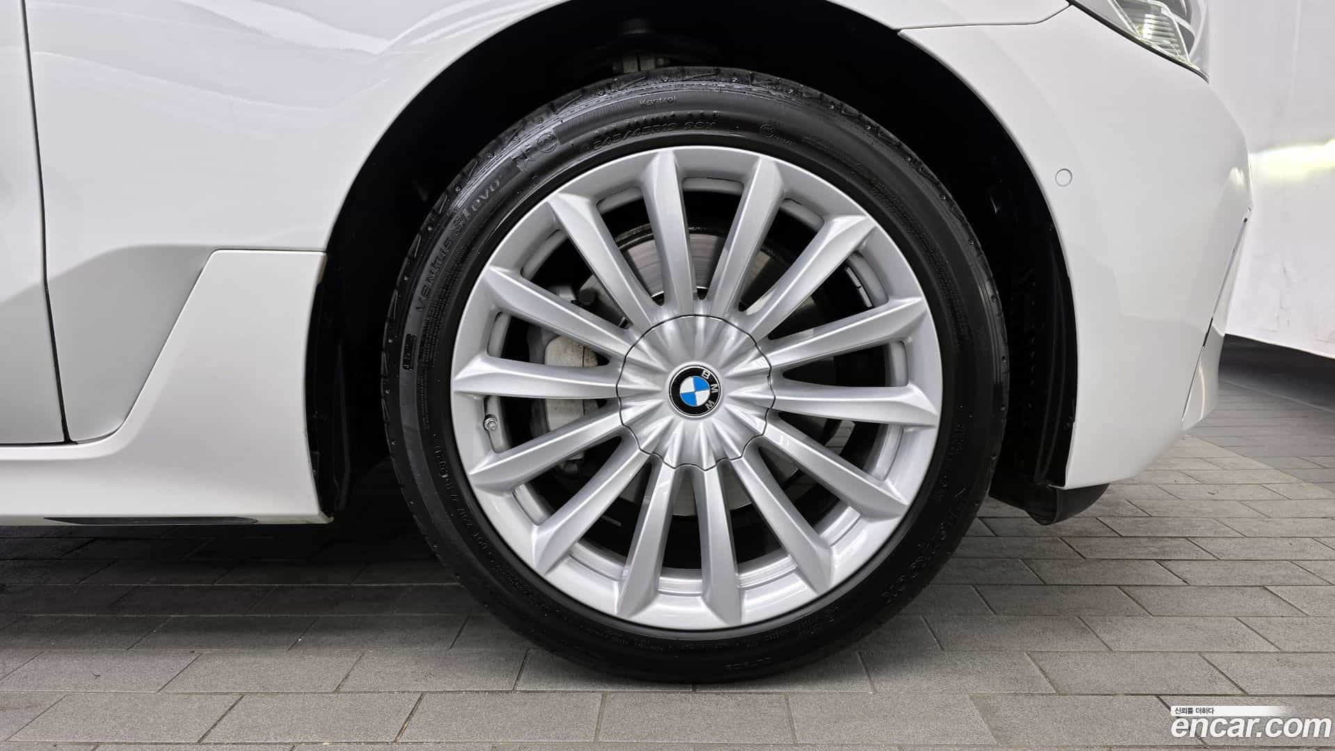 Gran Turismo BMW 2022.5-OUTER-005