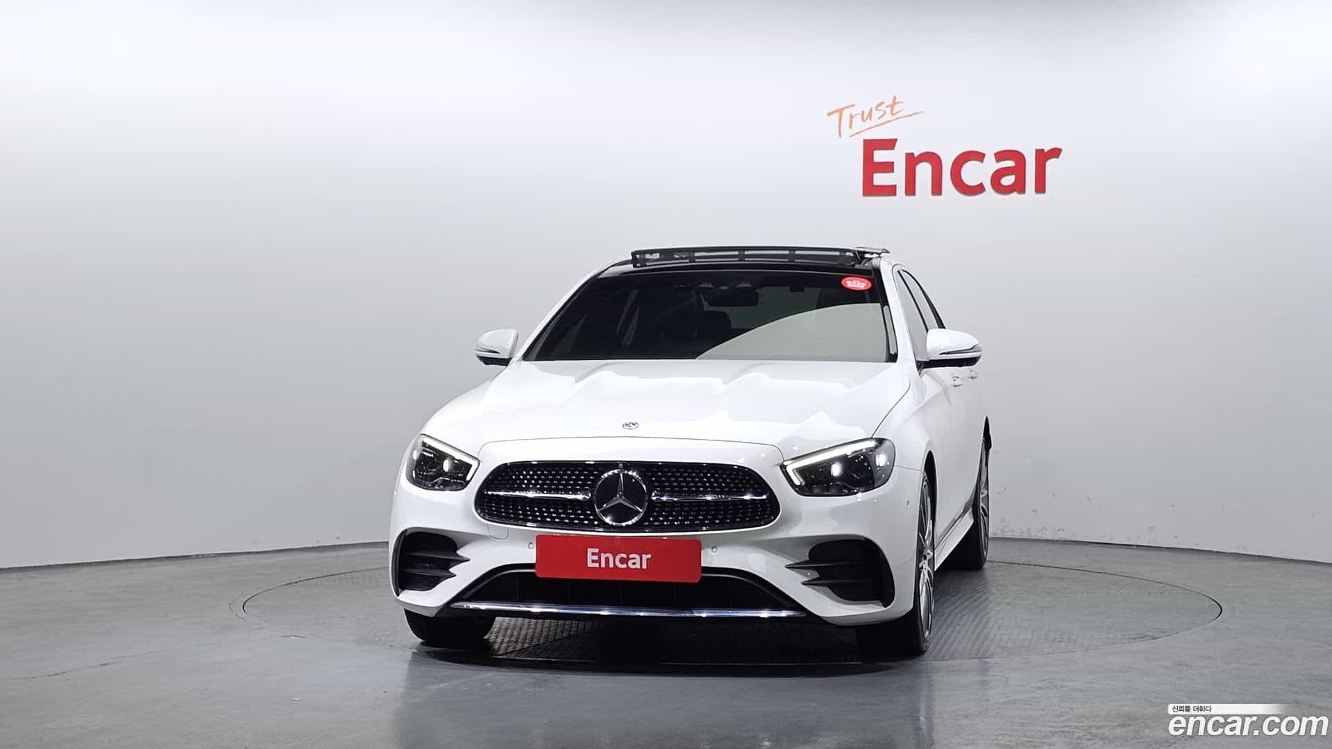E-Class Mercedes-Benz 2021.1-OUTER-003