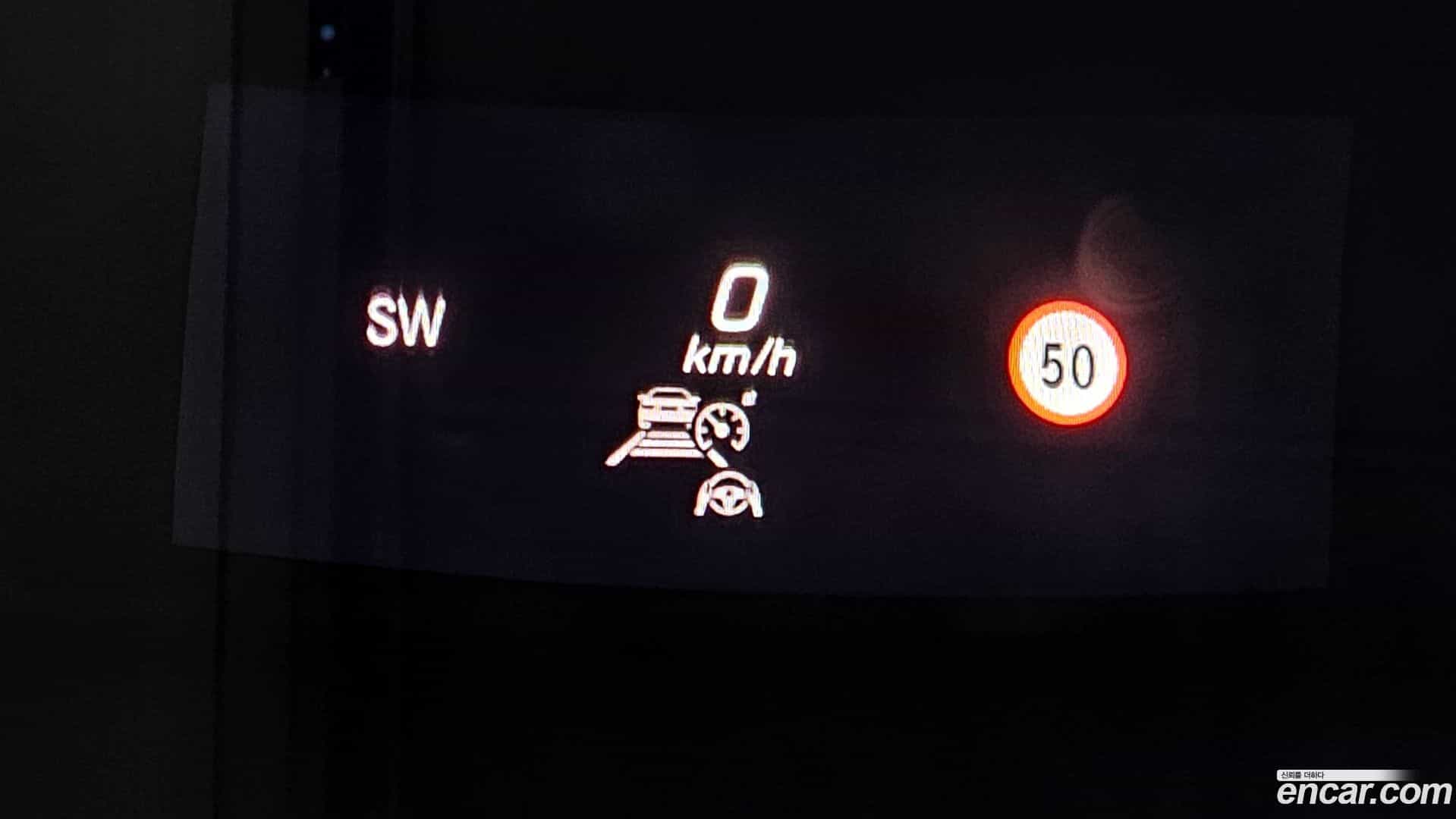 E-Class Mercedes-Benz 2021.1-OPTION-019