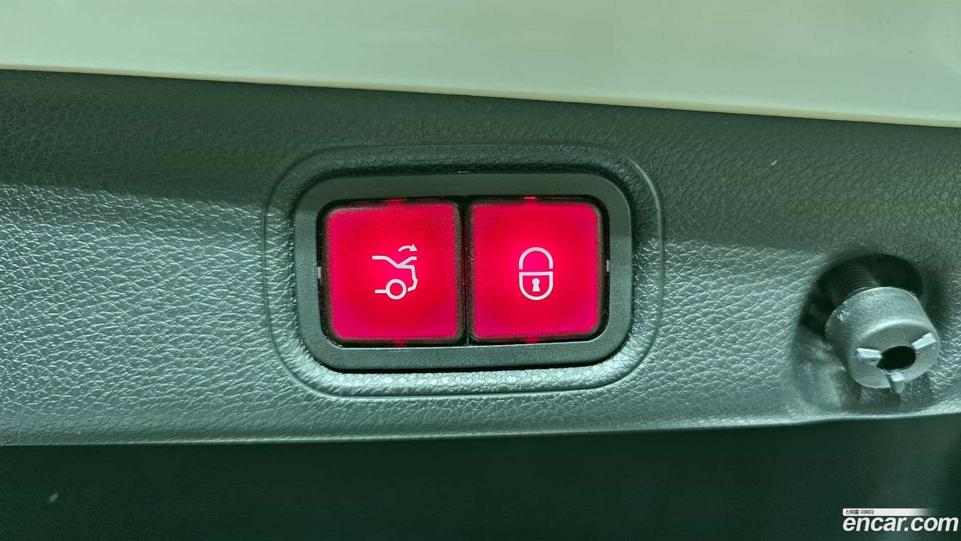 E-Class Mercedes-Benz 2021.1-OPTION-022