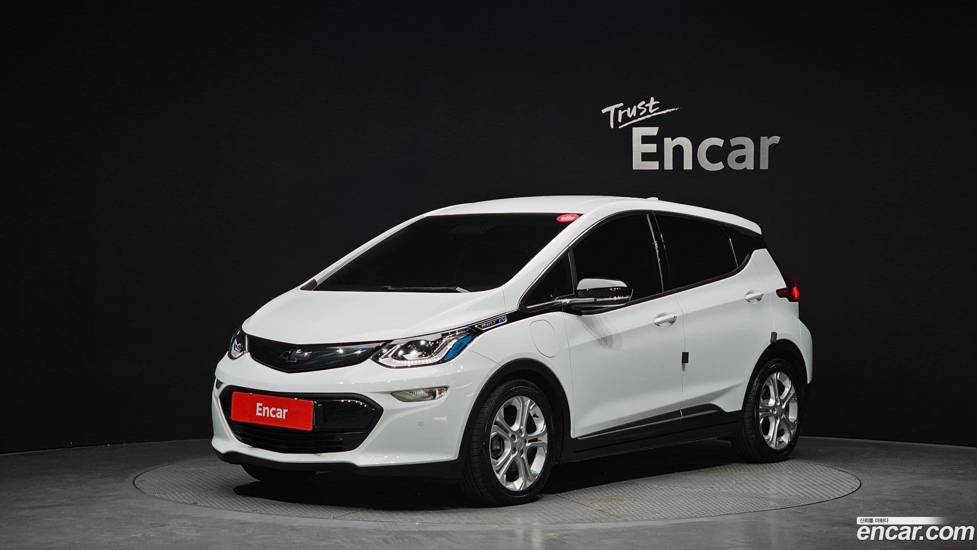 Main__Slider__Photo:Bolt EV Chevrolet 2019.11-0