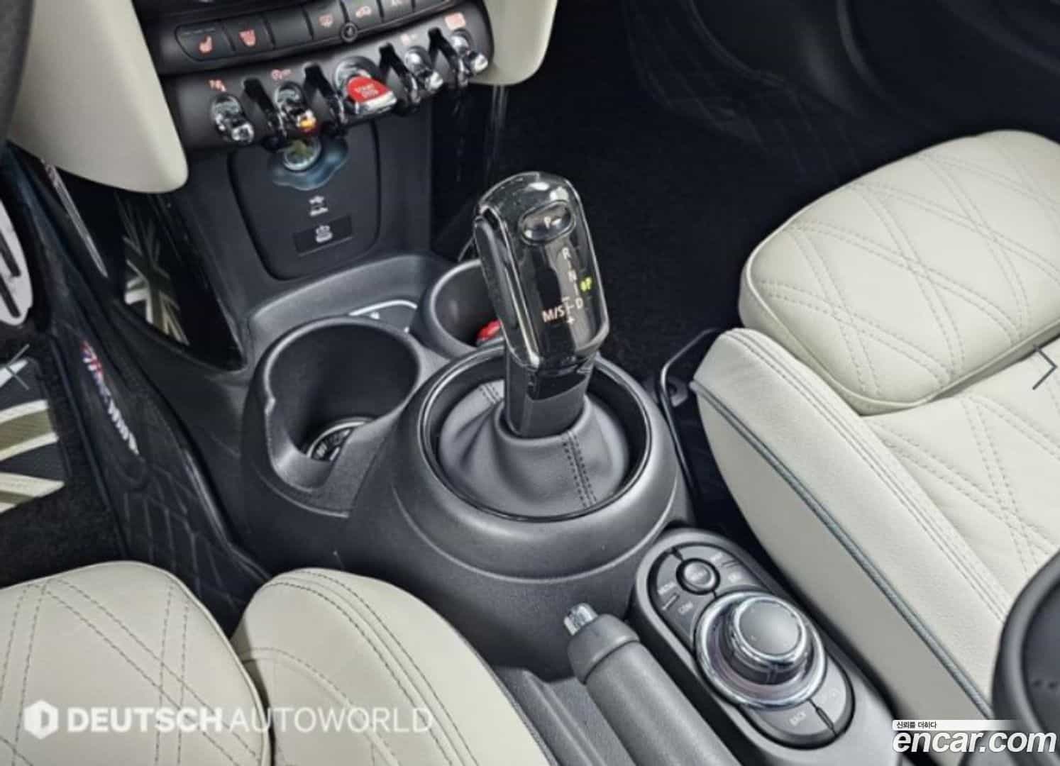 Cooper Mini 2022.11-INNER-008