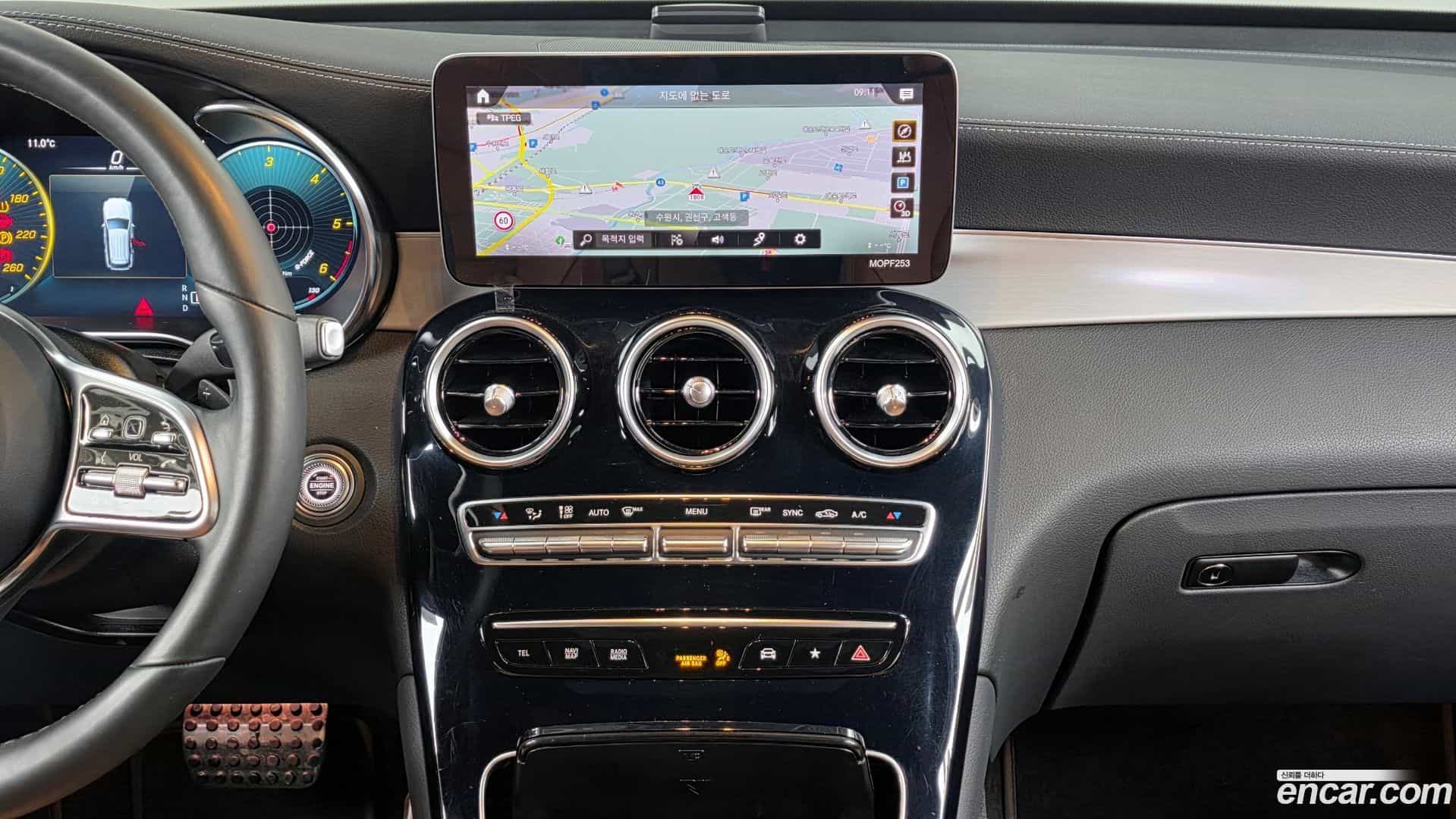 GLC-Class Mercedes-Benz 2021.3-OPTION-018