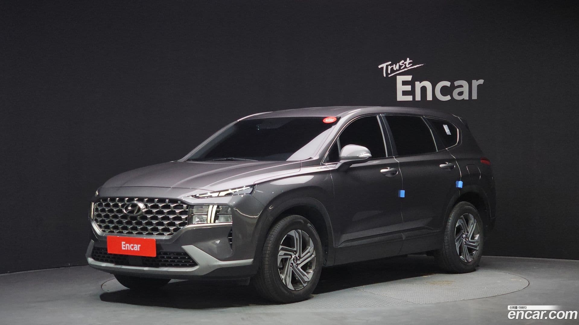Main__Slider__Photo:Santafe Hyundai 2022.1-0