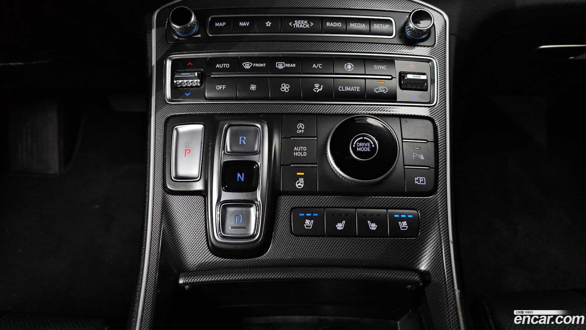 Santafe Hyundai 2022.1-INNER-009