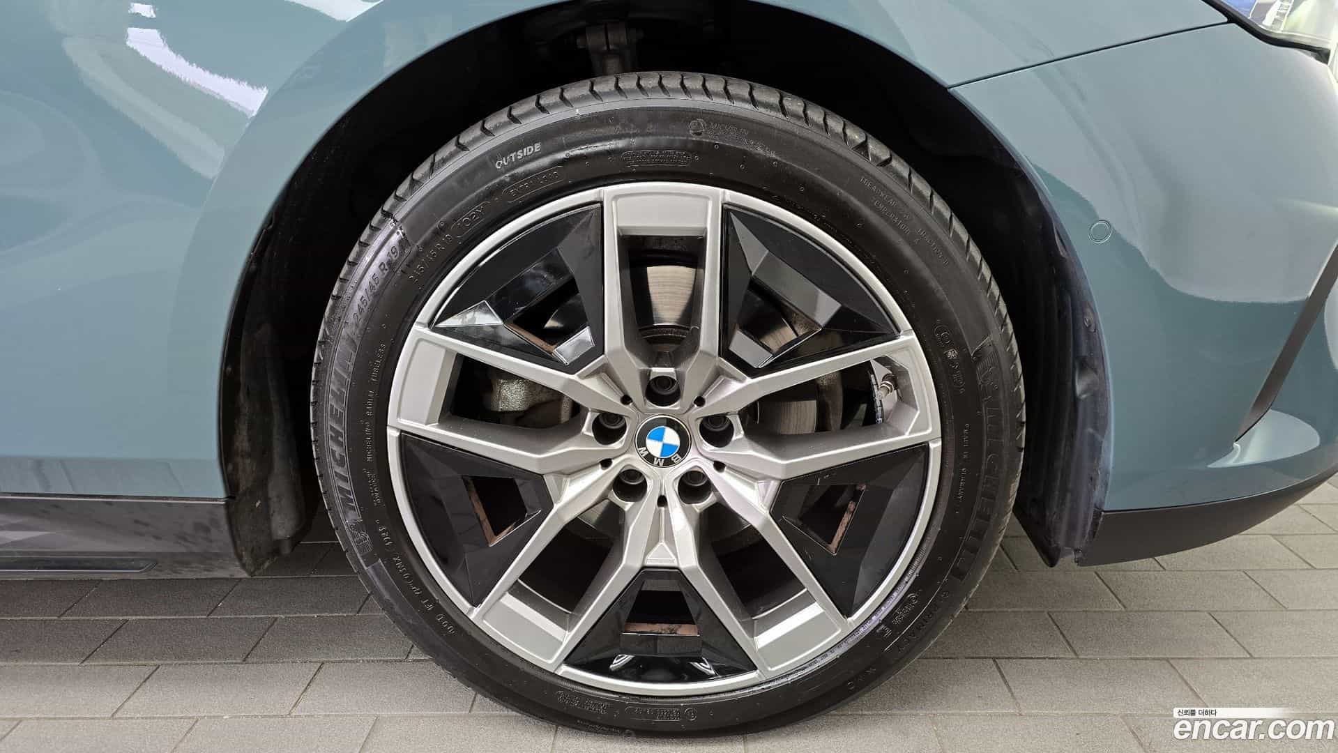 5-Series BMW 2024.3-OUTER-005