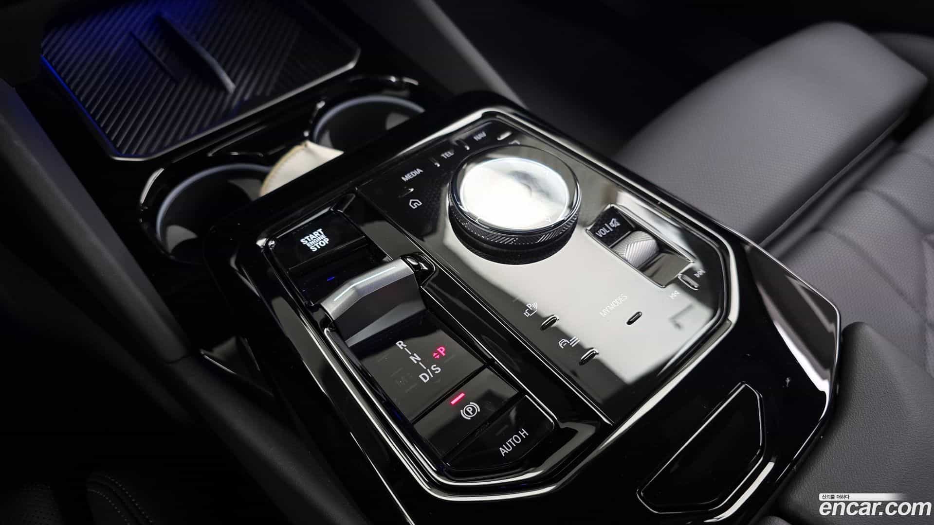 5-Series BMW 2024.3-INNER-009
