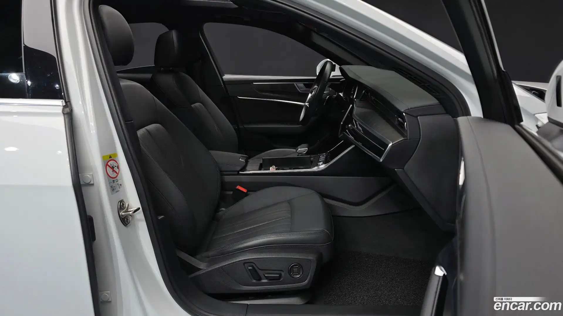 A6 Audi 2022.5-OPTION-015