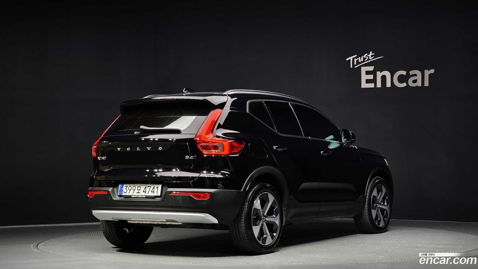 XC40 Volvo 2023.6-OUTER-002