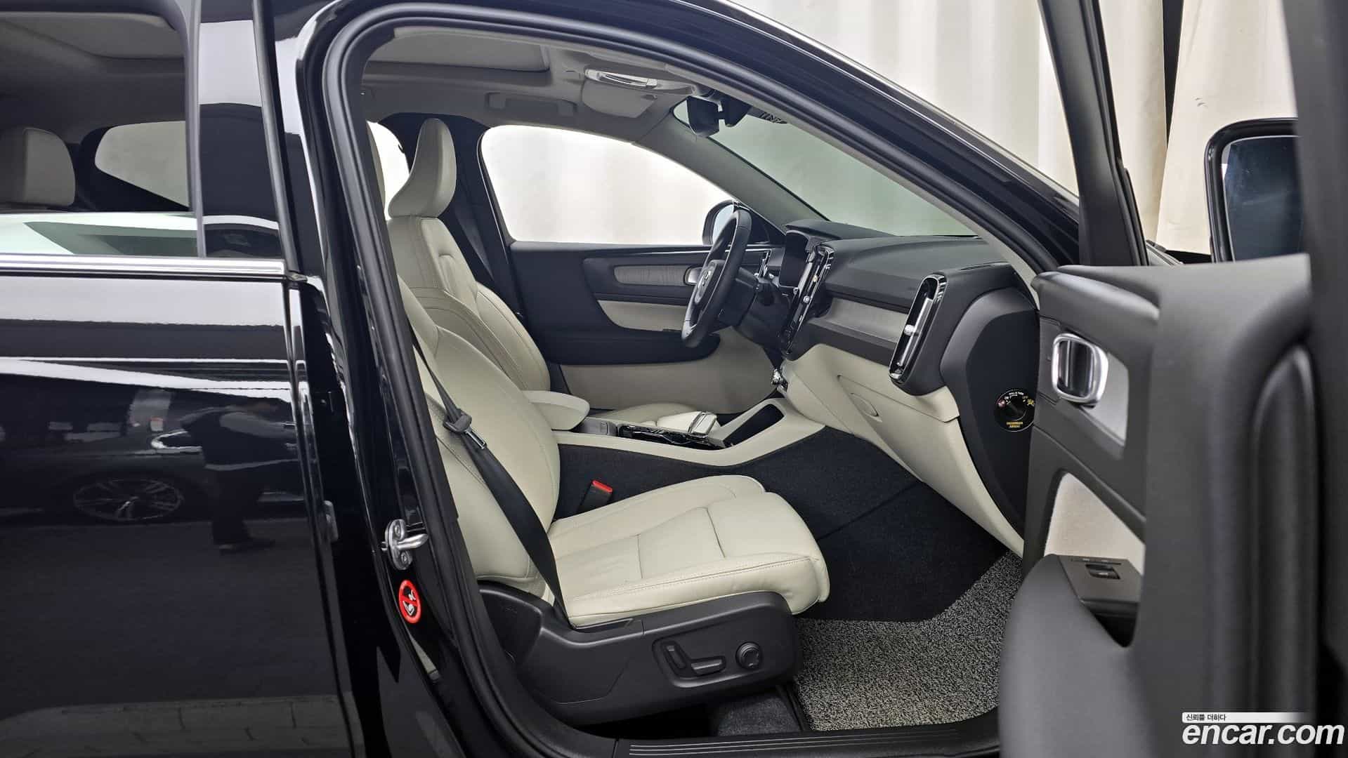 XC40 Volvo 2023.6-OPTION-015
