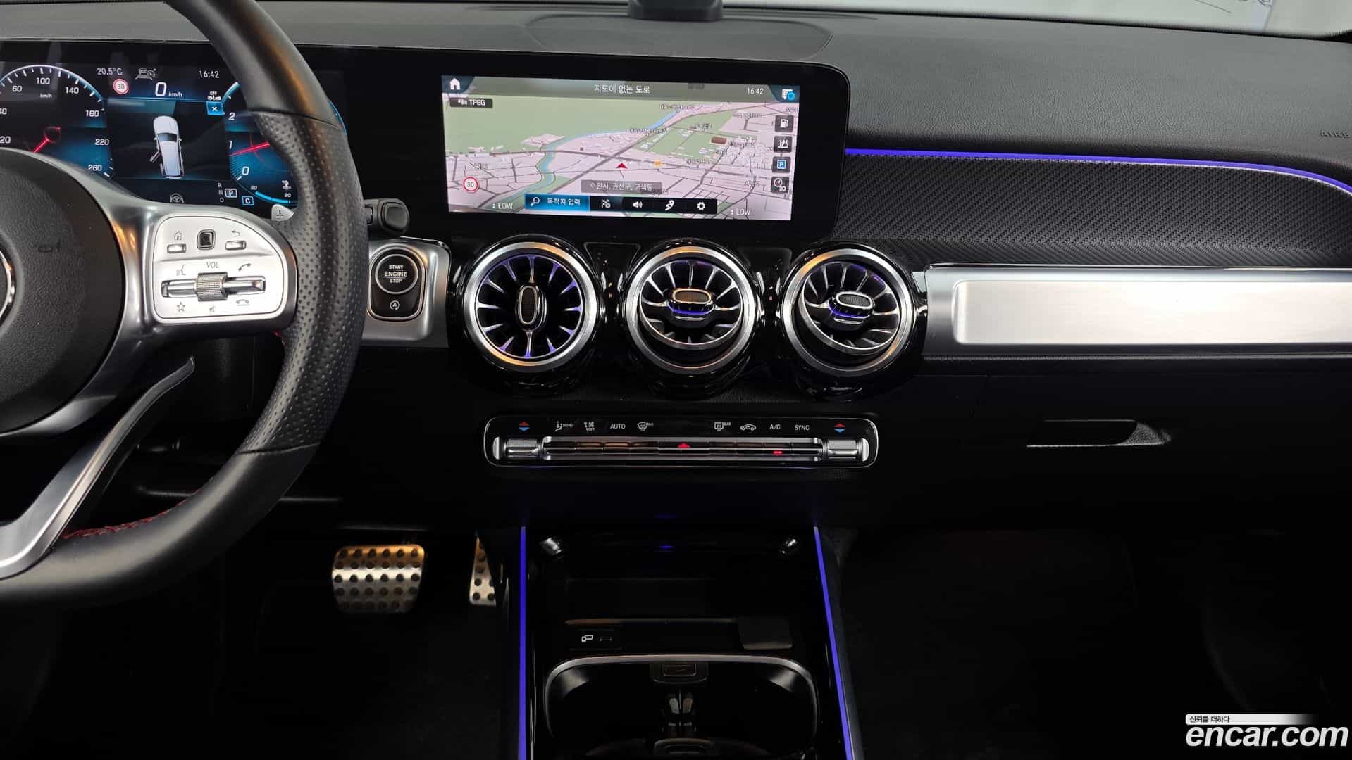 GLB-Class Mercedes-Benz 2022.6-OPTION-018