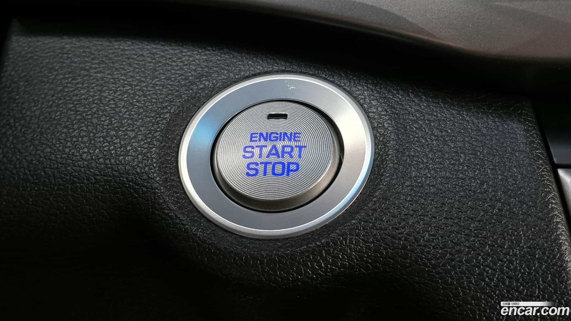 AVANTE Hyundai 2018.6-OPTION-020