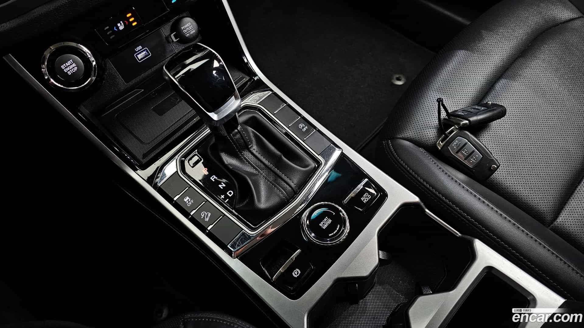 KORANDO KG Mobility 2021.2-INNER-009