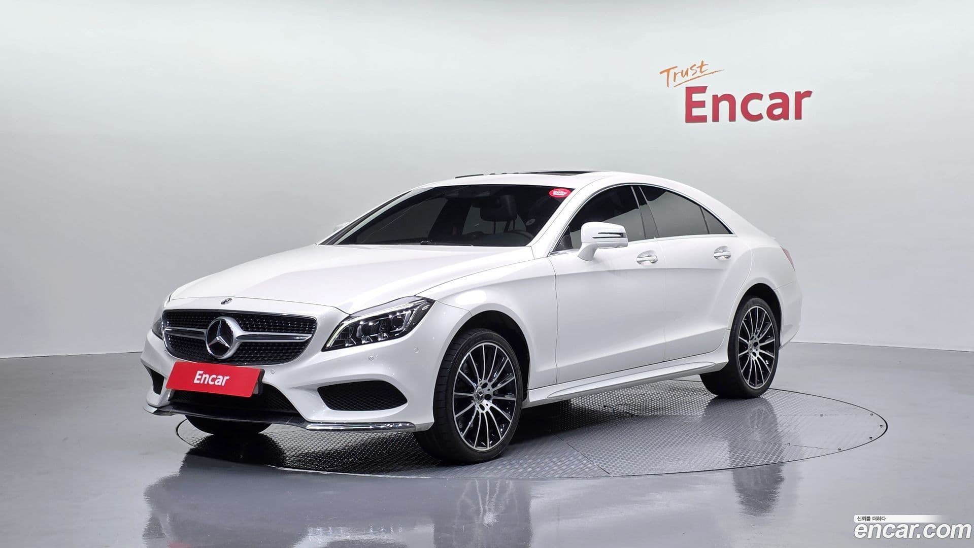 Main__Slider__Photo:CLS-Class Mercedes-Benz 2017.6-0
