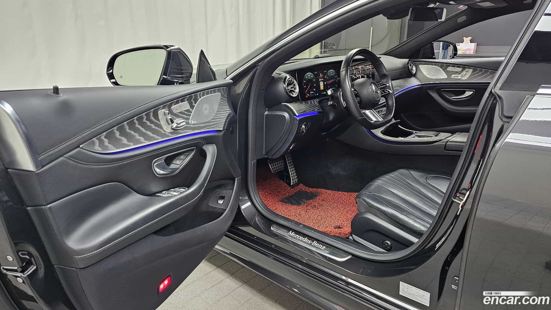 CLS-Class Mercedes-Benz 2022.6-INNER-010