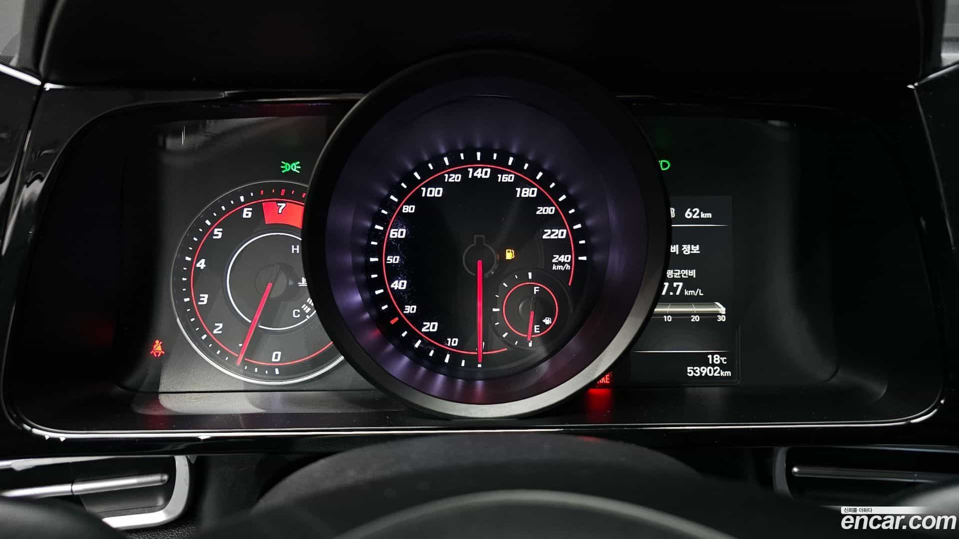 AVANTE Hyundai 2020.5-INNER-008