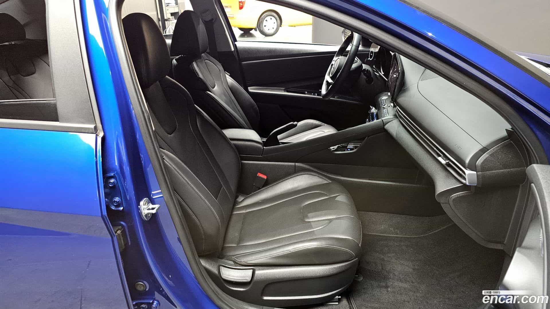 AVANTE Hyundai 2020.5-INNER-010