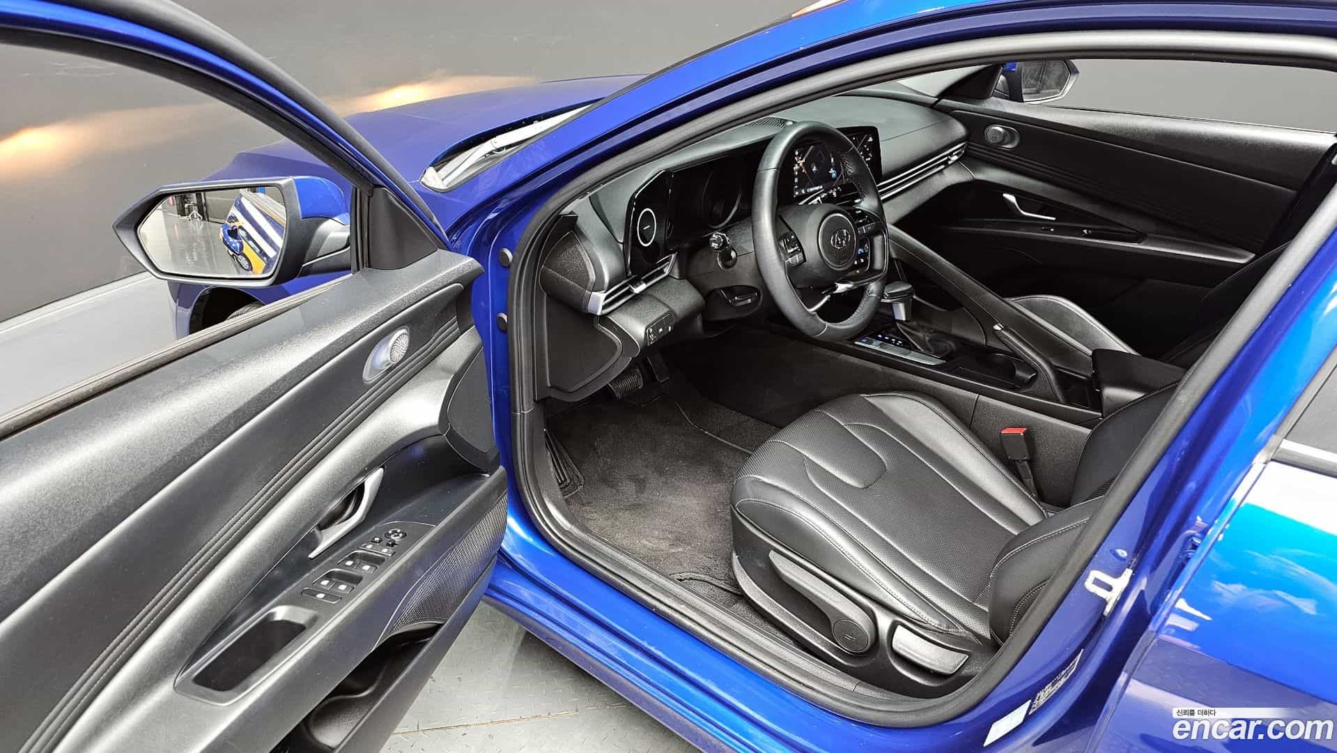 AVANTE Hyundai 2020.5-OPTION-016
