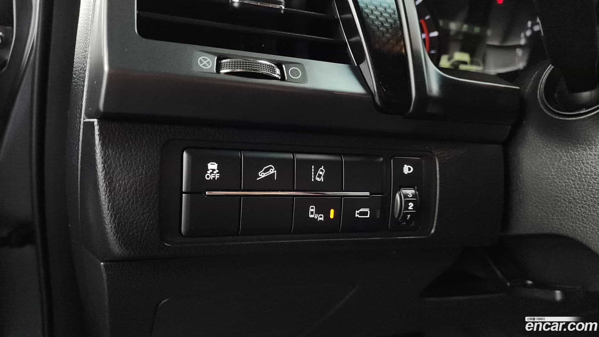 Rexton KG Mobility 2021.5-OPTION-018