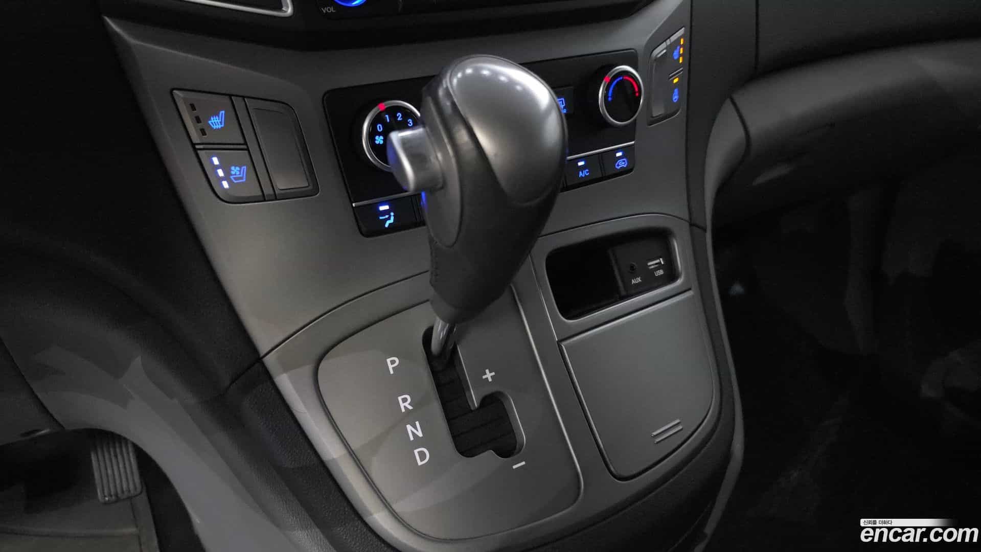 Starex Hyundai 2017.7-INNER-009