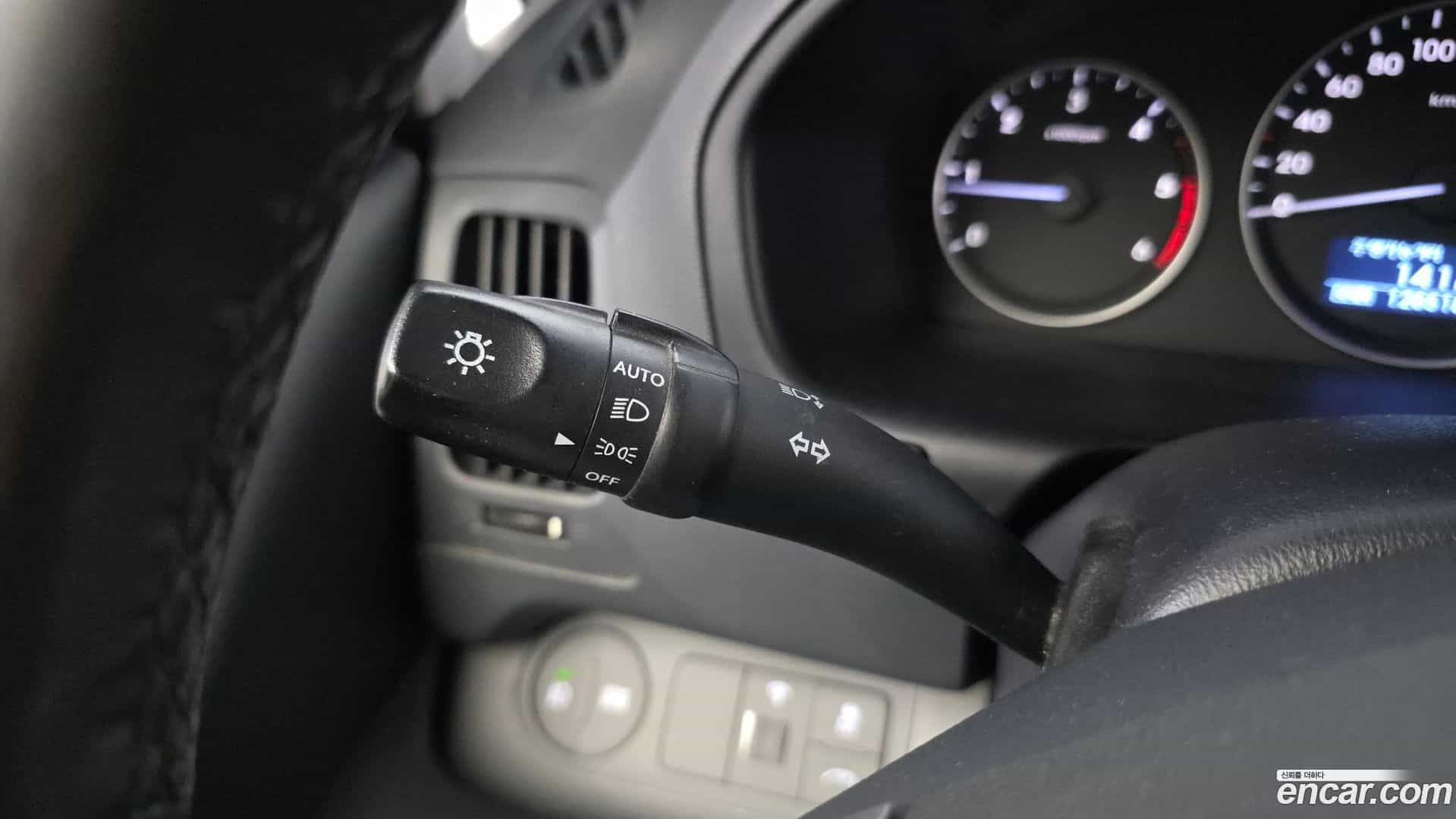Starex Hyundai 2017.7-OPTION-019