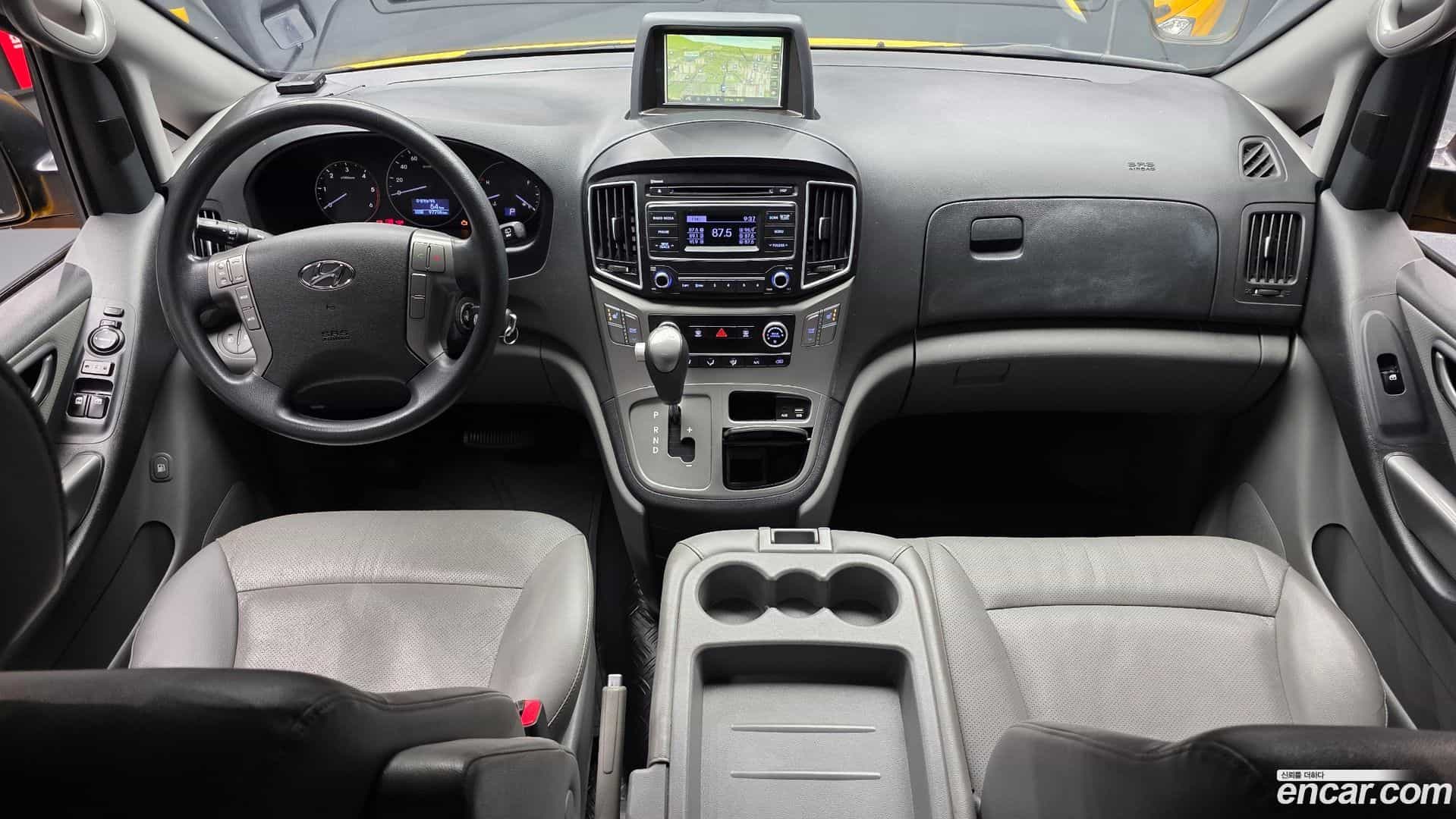 Starex Hyundai 2017.4-INNER-007
