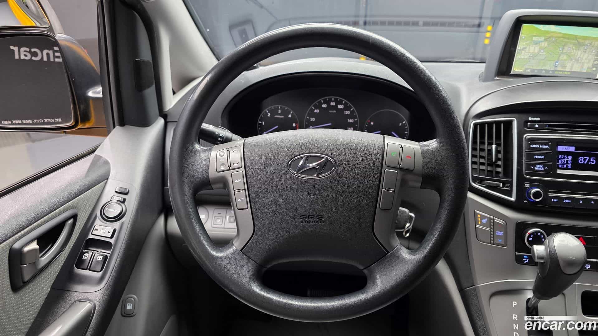 Starex Hyundai 2017.4-OPTION-017