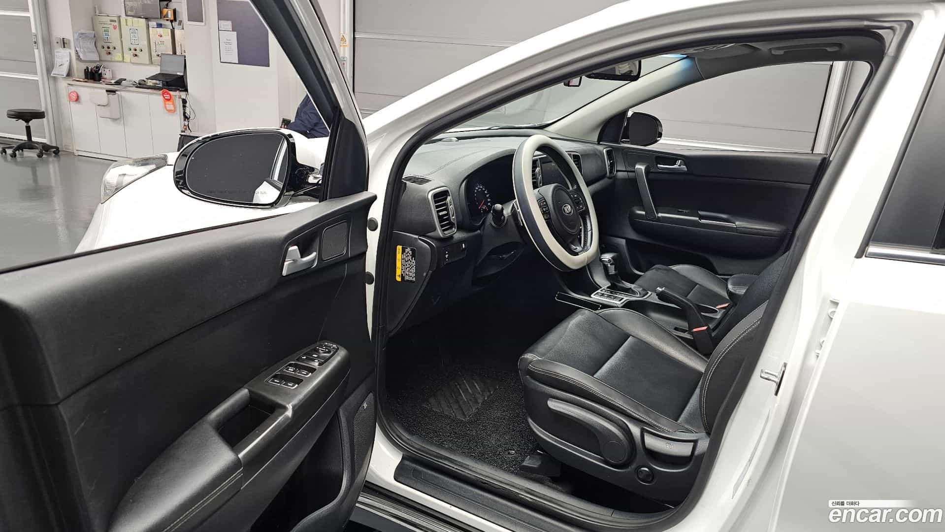 Sportage Kia 2016.4-INNER-010