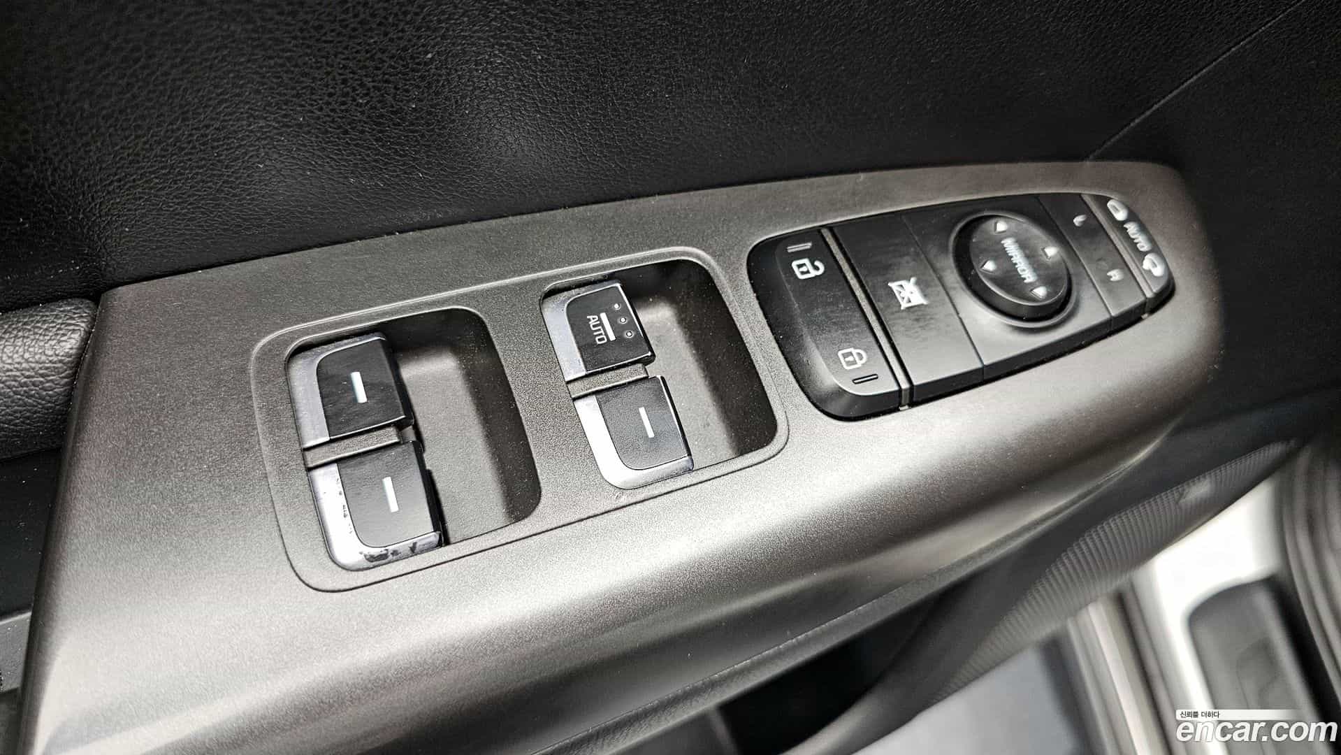 Sportage Kia 2016.4-OPTION-018
