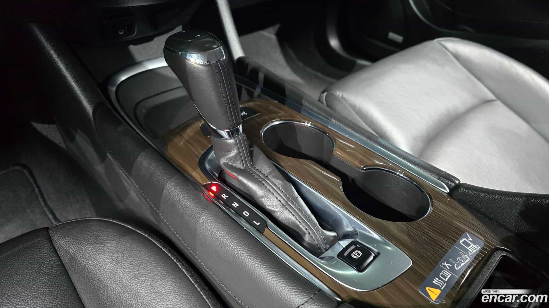 Malibu Chevrolet 2018.8-INNER-009