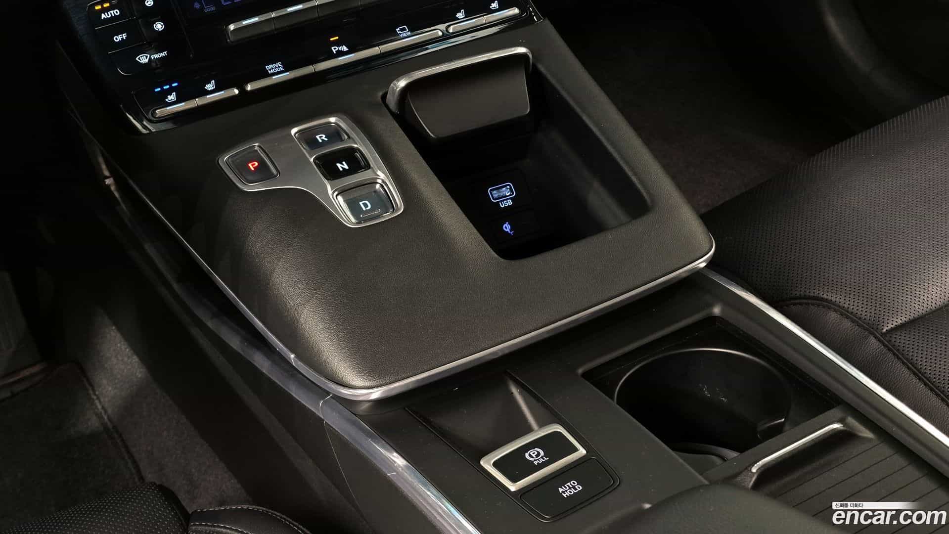 Grandeur Hyundai 2020.10-INNER-009