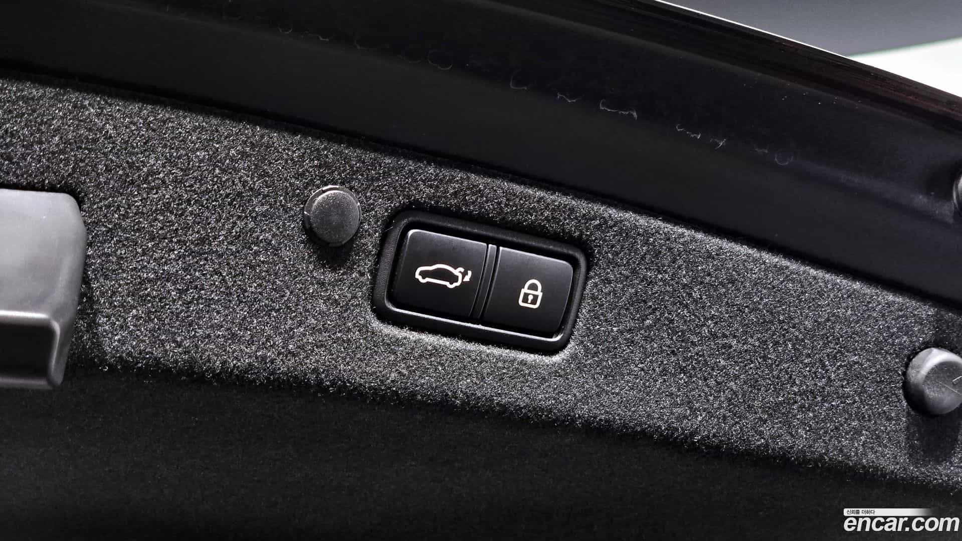 Grandeur Hyundai 2020.10-OPTION-024