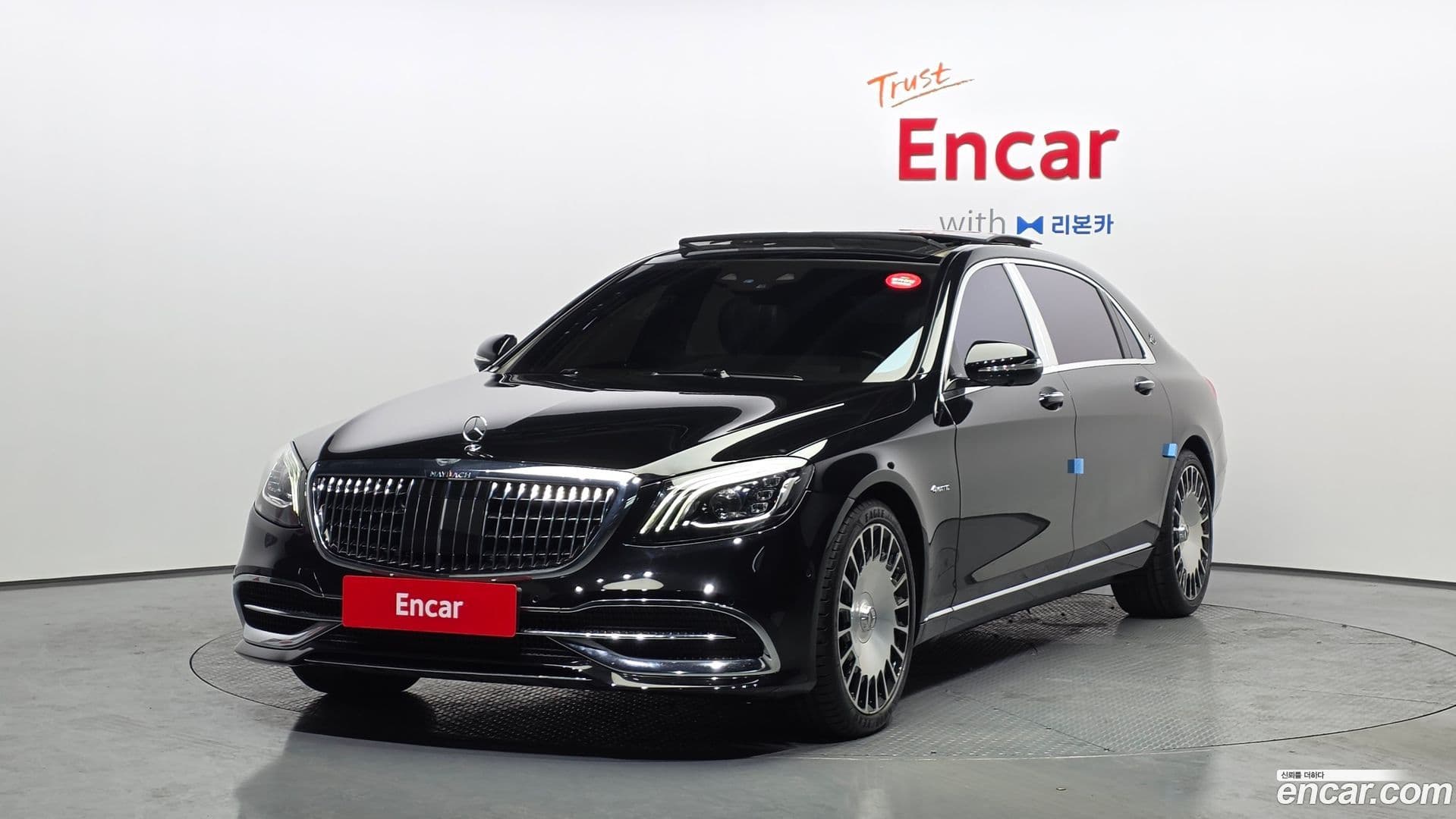 Main__Slider__Photo:S-Class Mercedes-Benz 2019.7-0