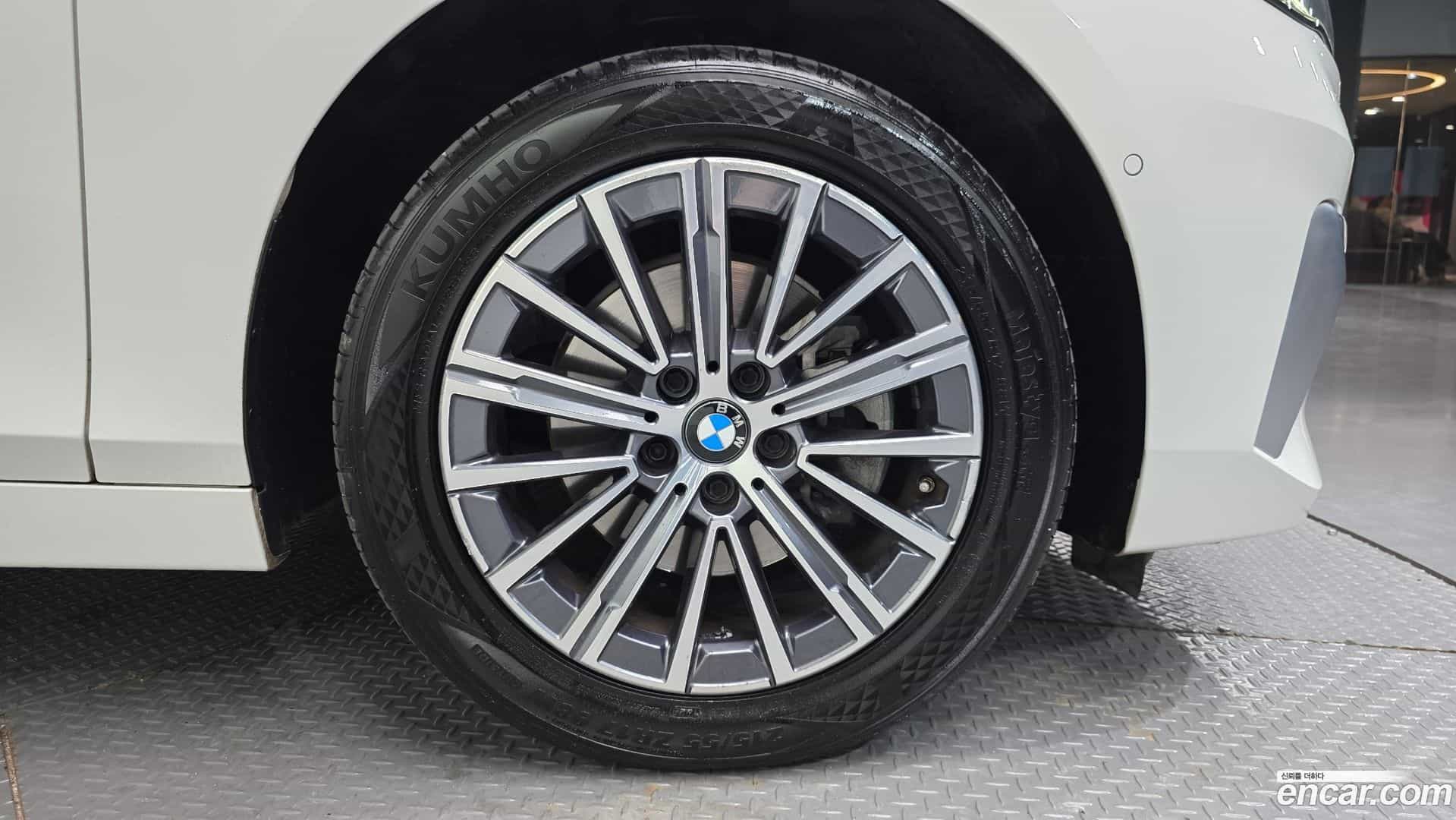 2-Series BMW 2022.11-OUTER-005
