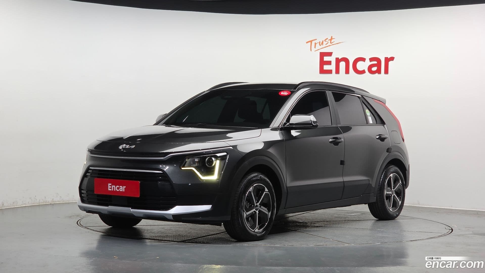 Main__Slider__Photo:Niro Kia 2023.3-0