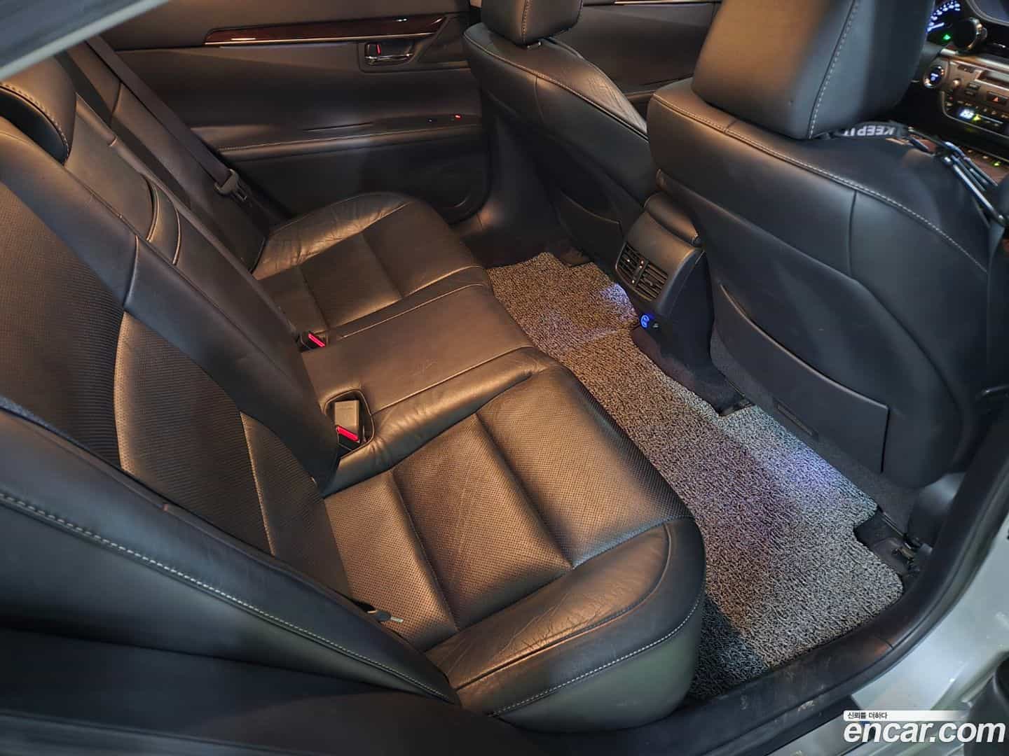 ES Lexus 2012.11-INNER-010