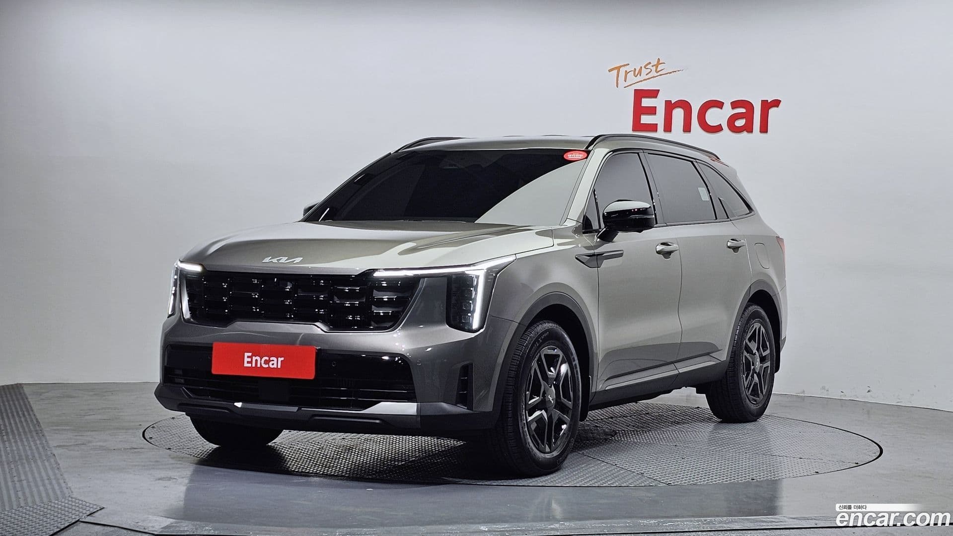 Main__Slider__Photo:Sorento Kia 2025.5-0