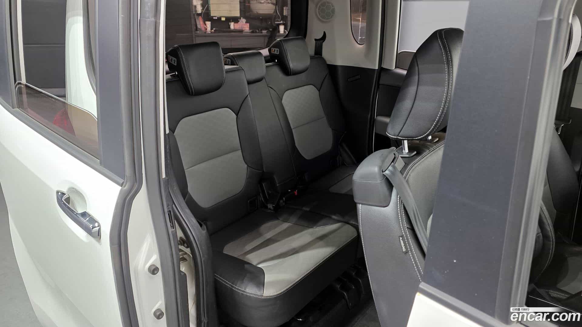 RAY Kia 2018.8-OPTION-016