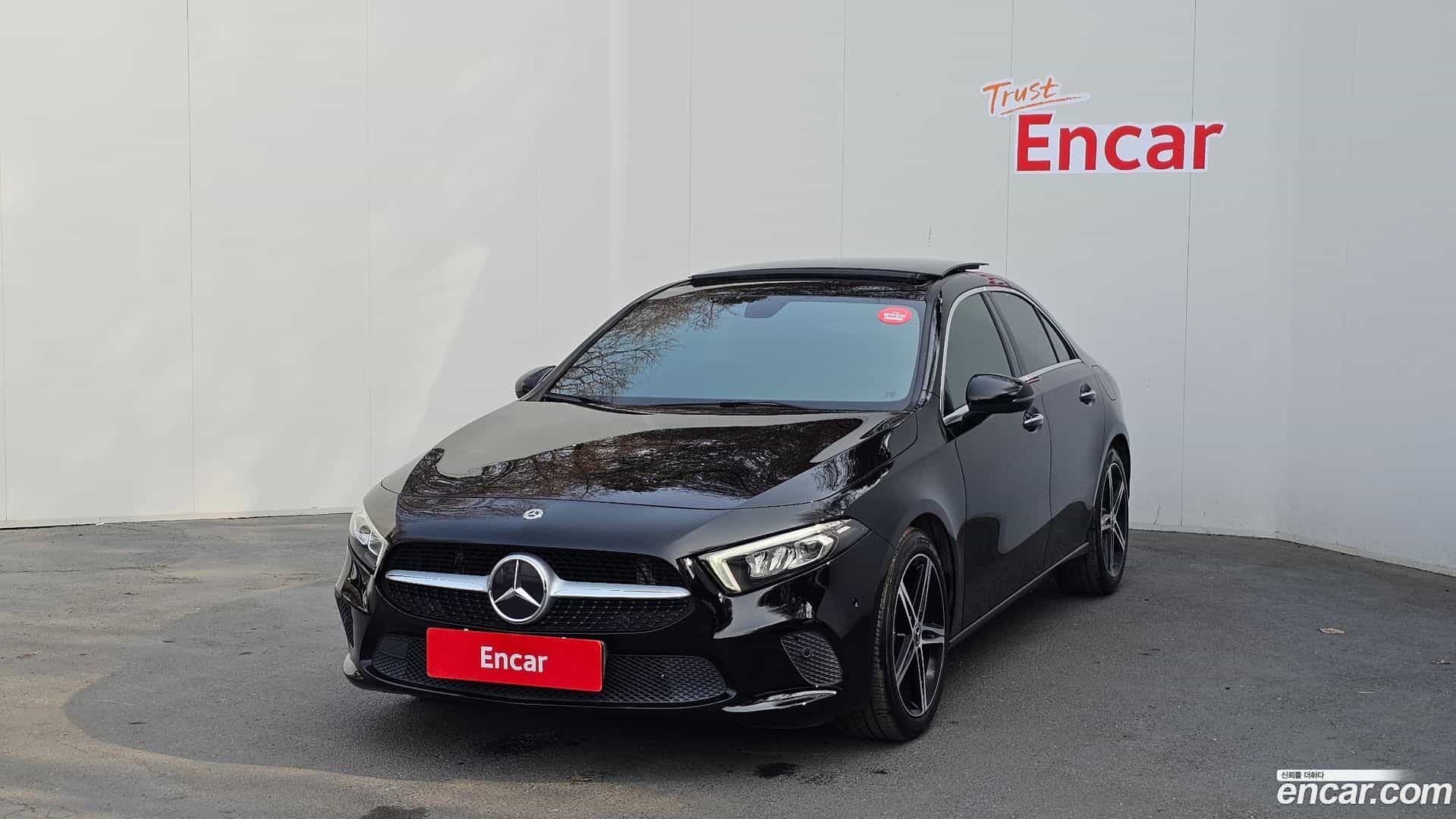 A-Class Mercedes-Benz 2020.10-OUTER-001