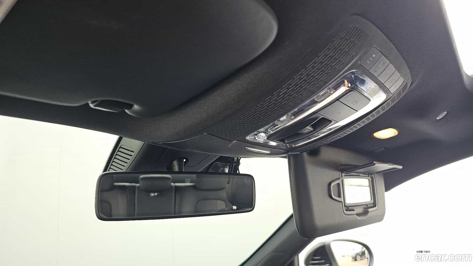 A-Class Mercedes-Benz 2020.10-OPTION-023