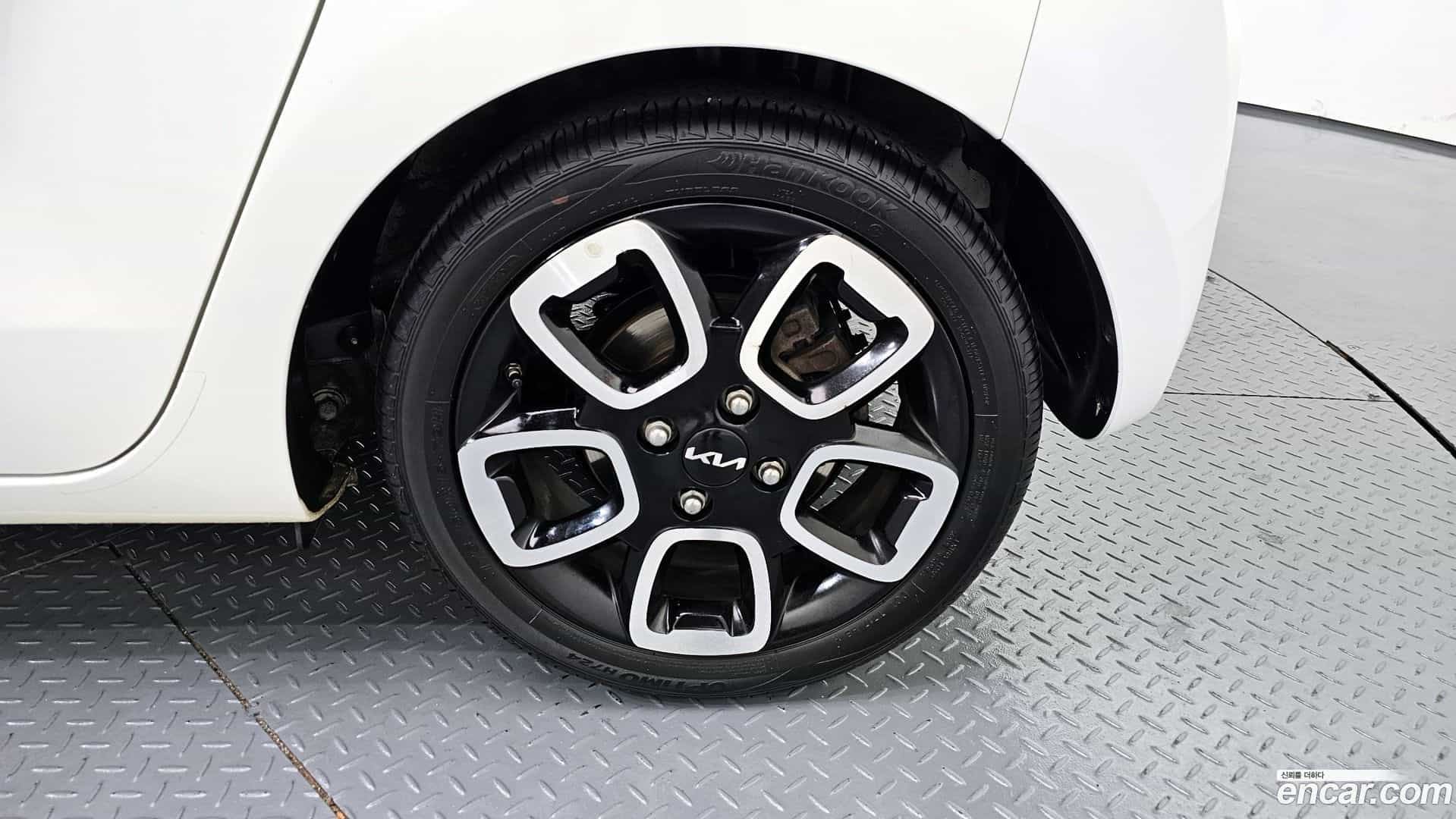 RAY Kia 2022.0-OUTER-005